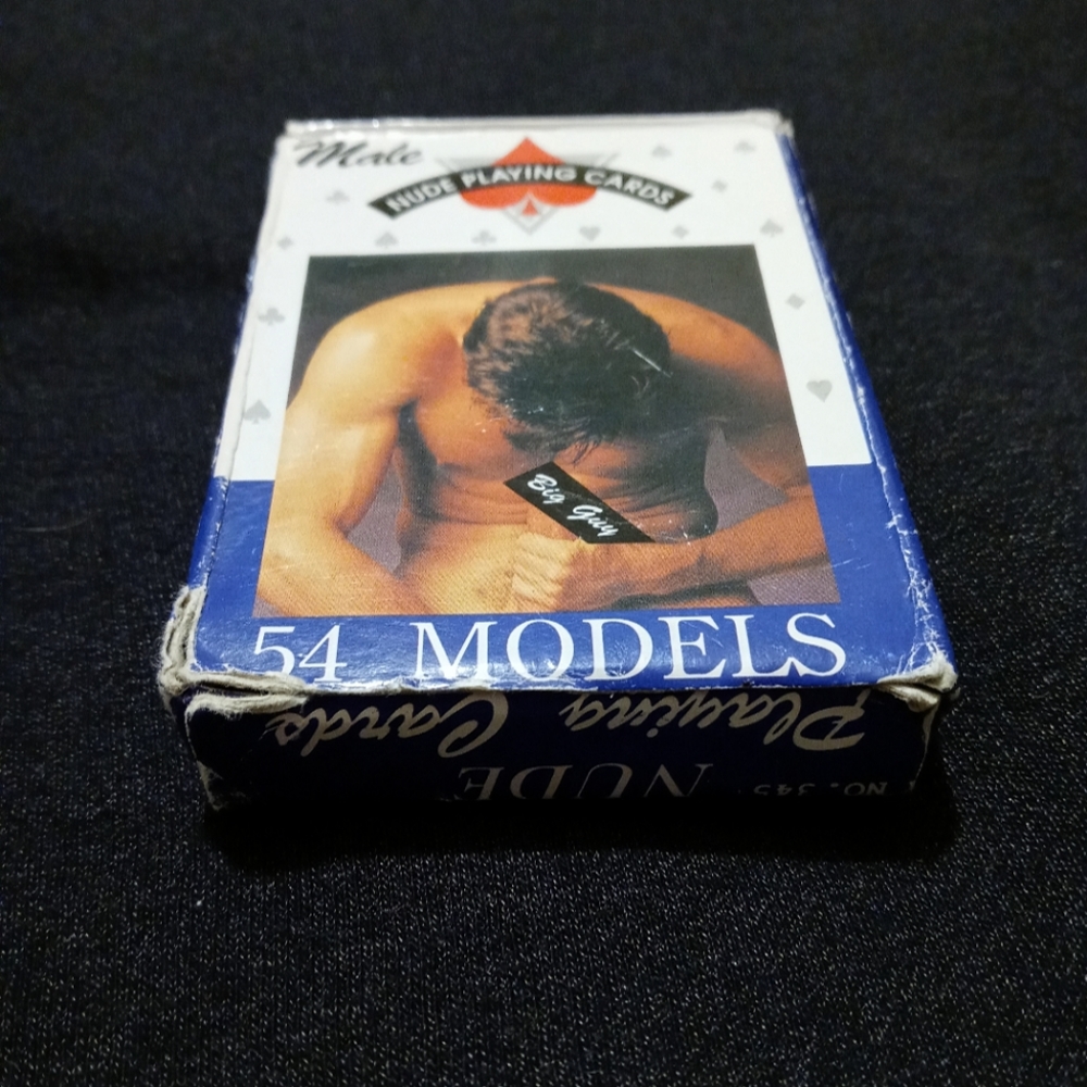 Adult nude playing cards - Picture 3 of 5